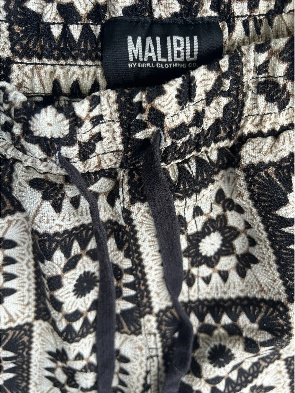 Malibu by Drill Clothing Co. Men’s Shorts Crochet Granny Square Print S/M